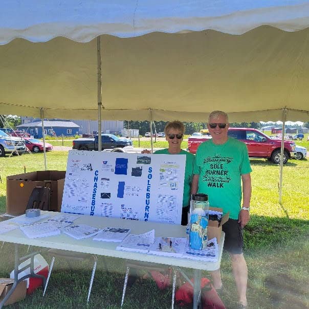 Monty and Lois Gilbertson volunteering at the Chaseburg Sole Burner event (now Chaseburg Area Cancer Walk).